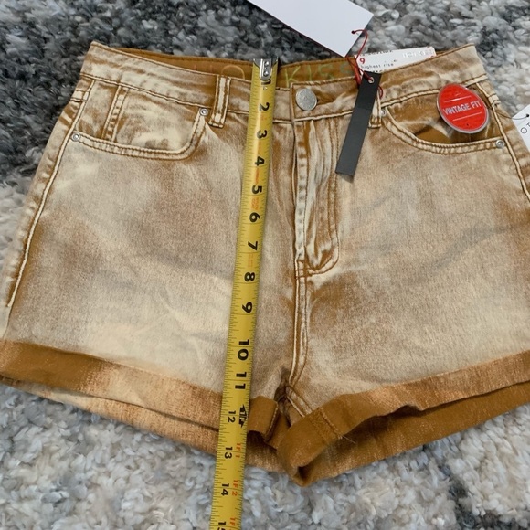 Hot Kiss Highest Rise Vintage Fit Tan Short size 9 - Picture 4 of 15